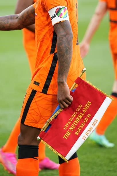 Georginio Wijnaldum of Netherlands holds a match pennant prior to the UEFA Euro 2020 Championship Round of 16 match between Netherlands and Czech...