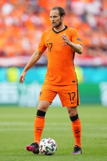 Daley Blind of Netherlands on the ball during the UEFA Euro 2020 Championship Round of 16 match between Netherlands and Czech Republic at Puskas...