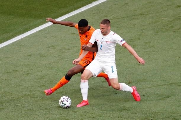 Denzel Dumfries of Netherlands is challenged by Pavel Kaderabek of Czech Republic during the UEFA Euro 2020 Championship Round of 16 match between...