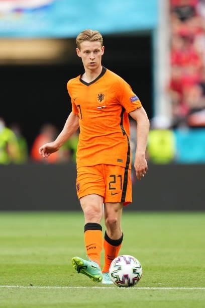 Frenkie de Jong of Netherlands makes a pass during the UEFA Euro 2020 Championship Round of 16 match between Netherlands and Czech Republic at Puskas...