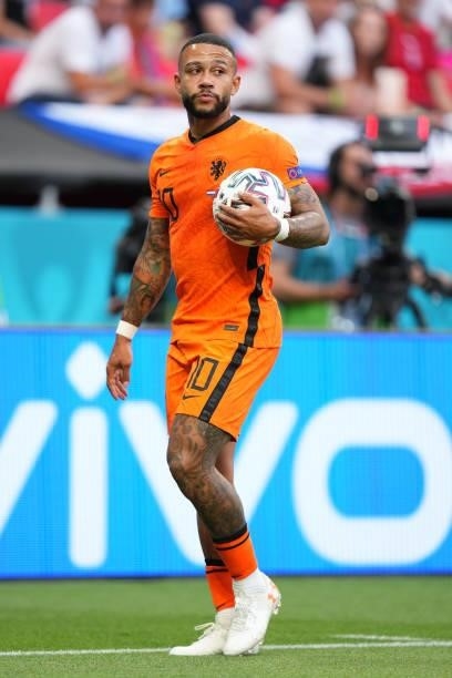 Memphis Depay of Netherlands looks on during the UEFA Euro 2020 Championship Round of 16 match between Netherlands and Czech Republic at Puskas Arena...
