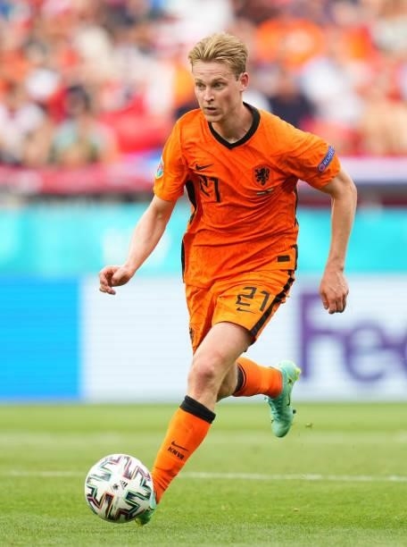 Frenkie de Jong of Netherlands runs with the ball during the UEFA Euro 2020 Championship Round of 16 match between Netherlands and Czech Republic at...