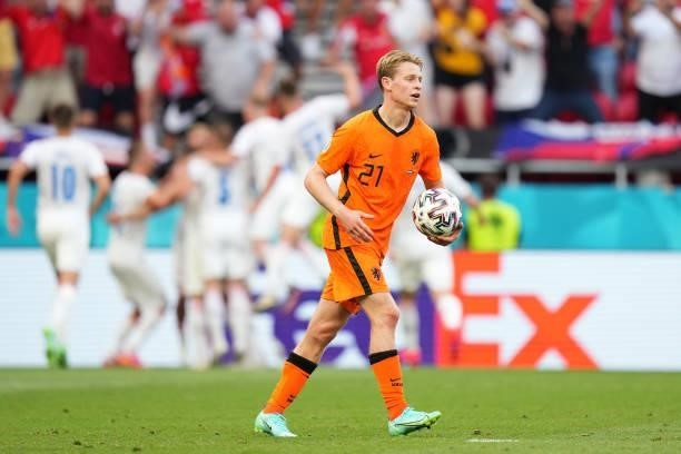 Frenkie de Jong of Netherlands reacts with the match ball after their side concedes a goal scored by Tomas Holes of Czech Republic during the UEFA...