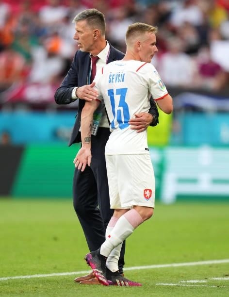 Petr Sevcik of Czech Republic interacts with Jaroslav Silhavy, Head Coach of Czech Republic as he is substituted during the UEFA Euro 2020...