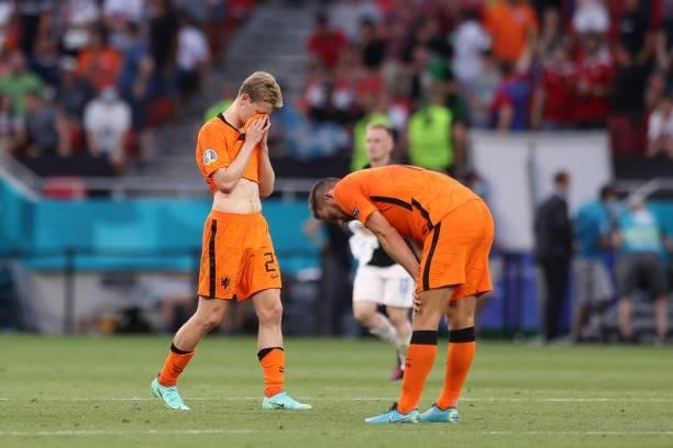 Frenkie de Jong of Netherlands looks dejected after the UEFA Euro 2020 Championship Round of 16 match between Netherlands and Czech Republic at...