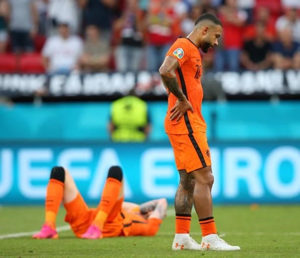 Memphis Depay of Netherlands looks dejected following defeat in the UEFA Euro 2020 Championship Round of 16 match between Netherlands and Czech...