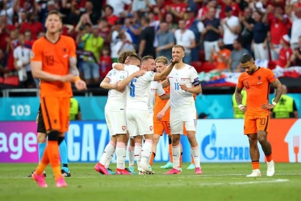 Tomas Soucek of Czech Republic celebrates with teammates after victory in the UEFA Euro 2020 Championship Round of 16 match between Netherlands and...