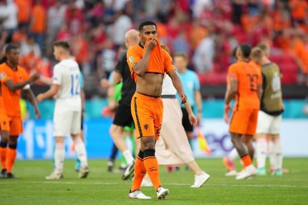Jurrien Timber of Netherlands looks dejected after the UEFA Euro 2020 Championship Round of 16 match between Netherlands and Czech Republic at Puskas...