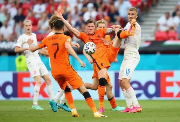 Wout Weghorst of Netherlands is challenged by Tomas Soucek of Czech Republic during the UEFA Euro 2020 Championship Round of 16 match between...