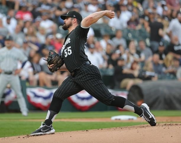 Starting pitcher Carlos Rodon of the Chicago White Sox delivers the ball against the Seattle Mariners at Guaranteed Rate Field on June 25, 2021 in...