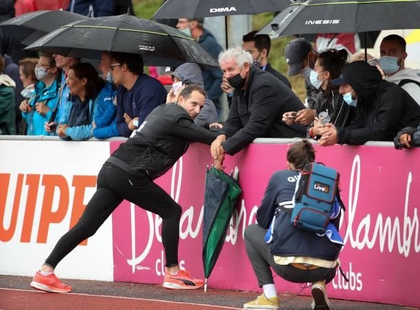 Renaud Lavillenie with his coach Philippe d'Encausse during day 3 of the 2021 French Athletics Championships at Stade Josette et Roger Mikulak on...