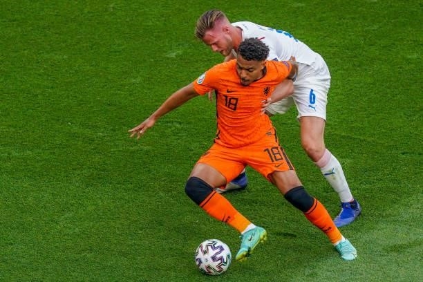 Donyell Malen of the Netherlands battles for possession with Tomas Kalas of Czech Republic during the UEFA Euro 2020: Round of 16 match between...