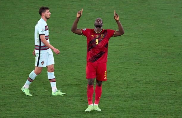 Romelu Lukaku of Belgium celebrates after victory during the UEFA Euro 2020 Championship Round of 16 match between Belgium and Portugal at Estadio La...