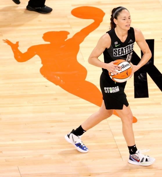 Sue Bird of the Seattle Storm brings the ball up the court against the Las Vegas Aces during their game at Michelob ULTRA Arena on June 27, 2021 in...