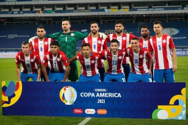 Players of Paraguay pose before a group A match between Uruguay and Paraguay as part of Conmebol Copa America Brazil 2021 at Estadio Olímpico Nilton...