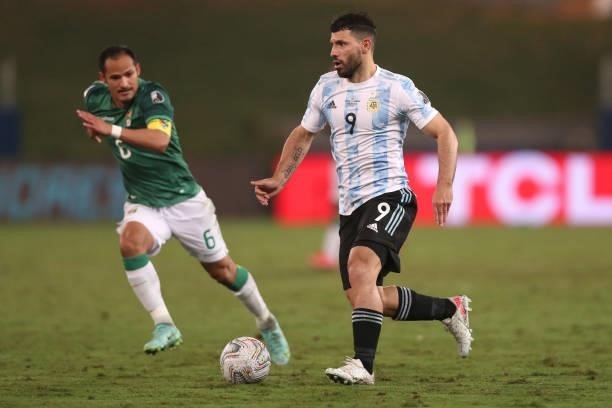 Sergio Agüero of Argentina controls the ball during a Group A match between Argentina and Bolivia as part of Copa America 2021 at Arena Pantanal on...
