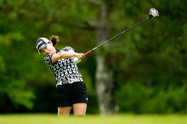 Kaori Aoyama of Japan hits her tee shot on the 5th hole during the first round of the Sky Ladies ABC Cup at the ABC Golf Club on June 29, 2021 in...
