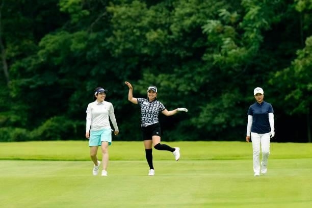 Kaori Aoyama of Japan entertains Sumika Nakasone on the 7th fairway during the first round of the Sky Ladies ABC Cup at the ABC Golf Club on June 29,...