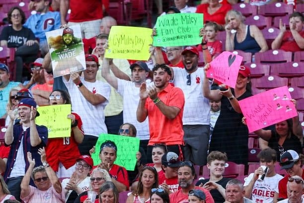 Fans cheer during the game between the Philadelphia Phillies and Cincinnati Reds at Great American Ball Park on June 28, 2021 in Cincinnati, Ohio.