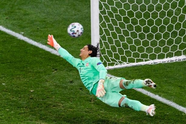 Goalkeeper Yann Sommer of Switzerland in action during the UEFA Euro 2020 Championship Round of 16 match between France and Switzerland at National...