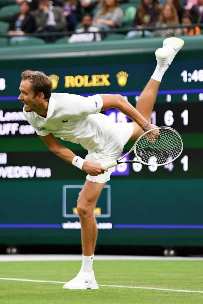 Daniil Medvedev of Russia serves in his Men's Singles First Round match against Jan-Lennard Struff of Germany during Day Two of The Championships -...