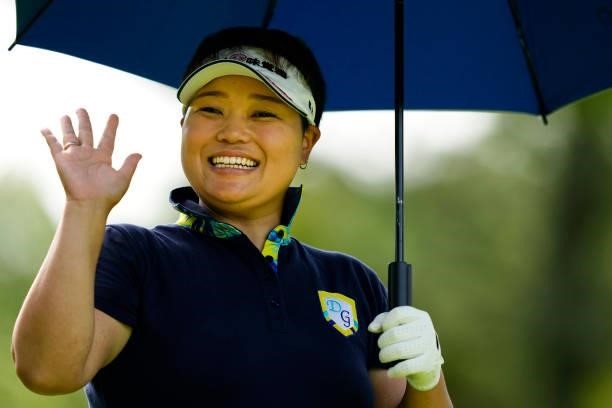 Eriko Tenra of Japan waves on the 2nd hole during the second round of the Sky Ladies ABC Cup at the ABC Golf Club on June 30, 2021 in Kato, Hyogo,...