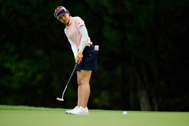 Sae Ogura of Japan attempts a putt on the 7th green during the second round of the Sky Ladies ABC Cup at the ABC Golf Club on June 30, 2021 in Kato,...