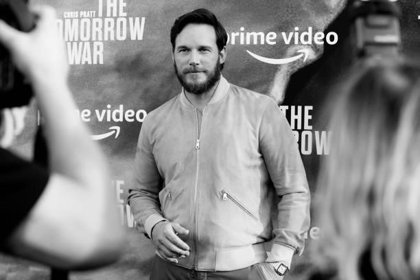 Chris Pratt attends the premiere of Amazon's "The Tomorrow War