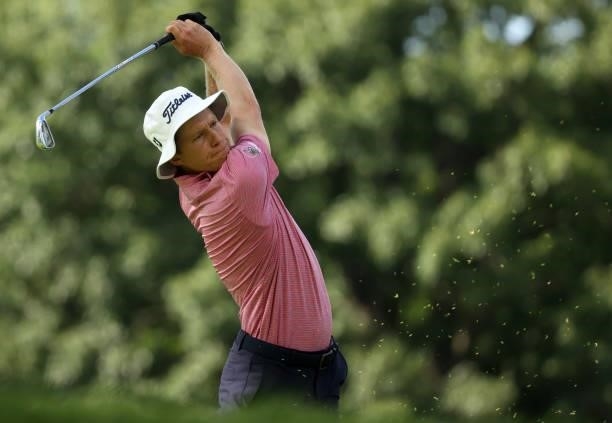 Peter Malnati plays his shot from the ninth tee during the first round of the Rocket Mortgage Classic on July 01, 2021 at the Detroit Golf Club in...