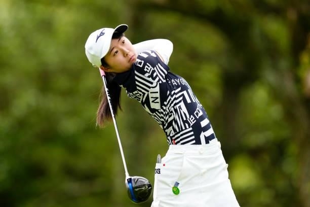 Amateur Nanako Inagaki of Japan hits her tee shot on the 2nd hole during the final round of the Sky Ladies ABC Cup at the ABC Golf Club on July 2,...