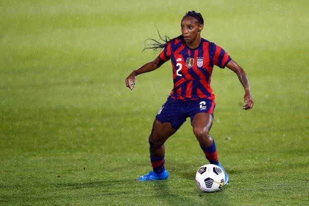 Crystal Dunn of United States dribbles downfield during the second half against Mexico at Rentschler Field on July 01, 2021 in East Hartford,...