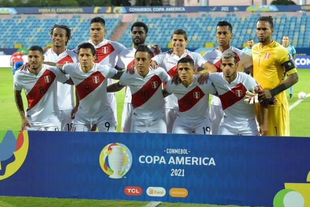Players of Peru pose for the team photo prior to a quarterfinal match between Peru and Paraguay as part of Copa America Brazil 2021 at Estadio...