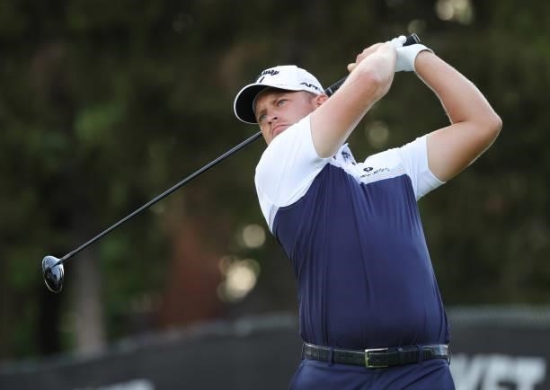Tom Lewis of England plays his shot from the eighth tee during the second round of the Rocket Mortgage Classic on July 02, 2021 at the Detroit Golf...