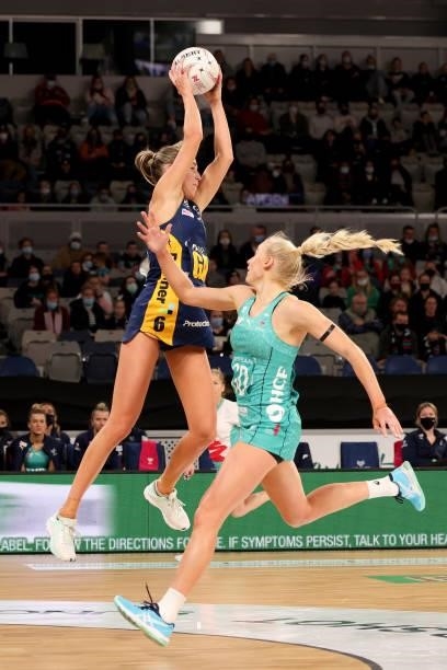 Cara Koenen of the Lightning in action during the round nine Super Netball match between Sunshine Coast Lightning and Melbourne Vixens at John Cain...
