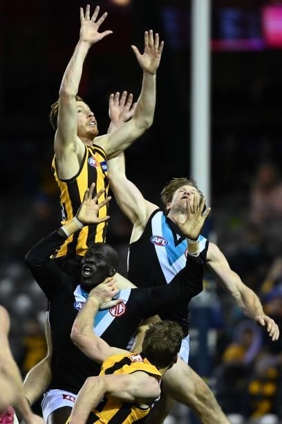 Tim O'Brien of the Hawks attempts to mark during the round 16 AFL match between Hawthorn Hawks and Port Adelaide Power at Marvel Stadium on July 03,...