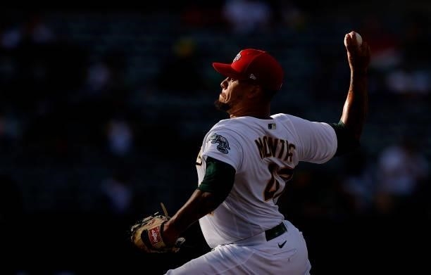 Frankie Montas of the Oakland Athletics pitches against the Boston Red Sox at RingCentral Coliseum on July 02, 2021 in Oakland, California.