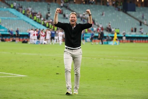 Kasper Hjulmand, Head Coach of Denmark celebrates after victory in the UEFA Euro 2020 Championship Quarter-final match between Czech Republic and...