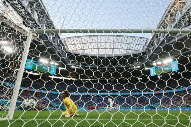 Yann Sommer of Switzerland misses the shot of Gerard Moreno of Spain during the penalty shots of the UEFA Euro 2020 Championship Quarter-final match...