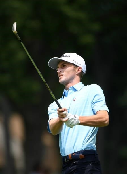 Will Zalatoris plays a shot on the sixth hole during the third round of the Rocket Mortgage Classic on July 03, 2021 at the Detroit Golf Club in...