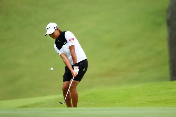Mao Nozawa of Japan chips onto the 17th green during the rest of third round of the Shiseido Ladies Open at Totsuka Country Club on July 4, 2021 in...