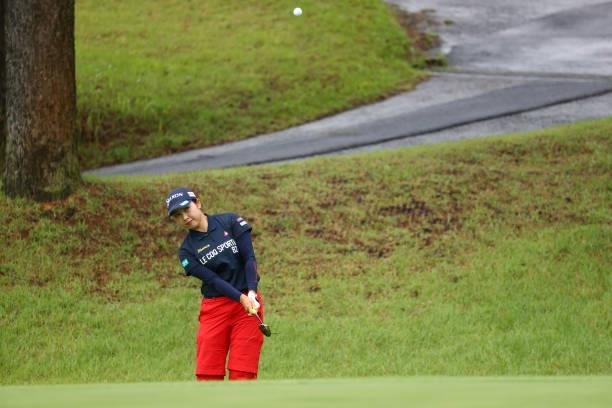 Sakura Koiwai of Japan chips onto the 1st green during the final round of the Shiseido Ladies Open at Totsuka Country Club on July 4, 2021 in...
