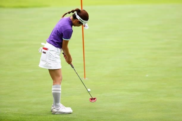 Mayu Hirota of Japan attempts a putt on the 1st green during the final round of the Shiseido Ladies Open at Totsuka Country Club on July 4, 2021 in...