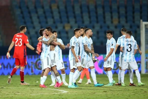 Angel Di Maria of Argentina celebrates with teammates after winning a quarter-final match of Copa America Brazil 2021 between Argentina and Ecuador...