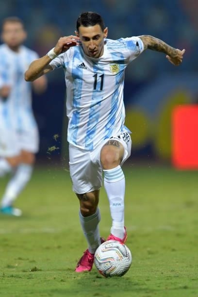 Angel Di Maria of Argentina controls the ball during a quarter-final match of Copa America Brazil 2021 between Argentina and Ecuador at Estadio...