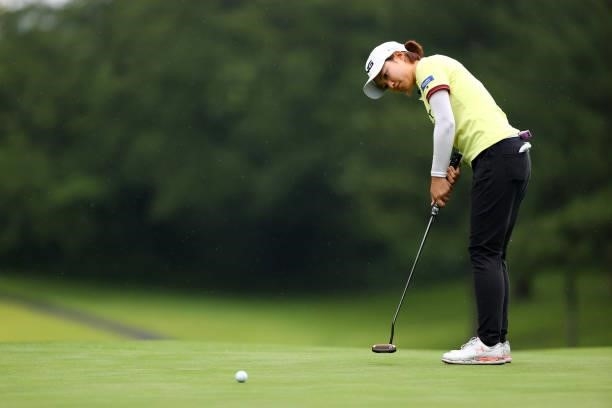 Ami Hirai of Japan attempts a putt on the 4th green during the final round of the Shiseido Ladies Open at Totsuka Country Club on July 4, 2021 in...