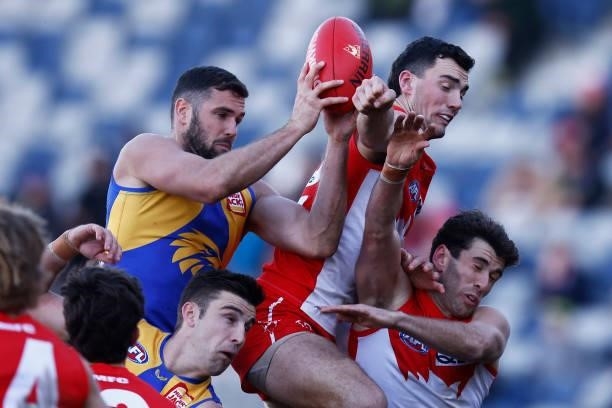 Jack Darling of the Eagles marks the ball during the round 16 AFL match between Sydney Swans and West Coast Eagles at GMHBA Stadium on July 04, 2021...