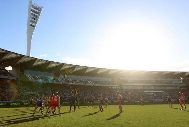 General view during the round 16 AFL match between Sydney Swans and West Coast Eagles at GMHBA Stadium on July 04, 2021 in Geelong, Australia.