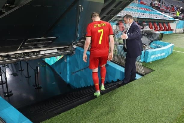 Kevin de Bruyne of Belgium leaves the pitch after the UEFA Euro 2020 Championship Quarter-final match between Belgium and Italy at Football Arena...