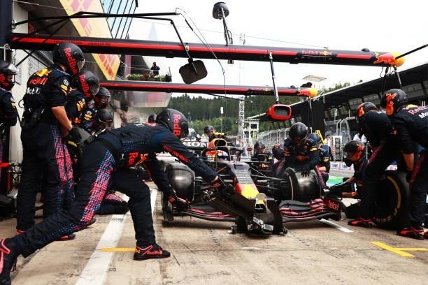 Sergio Perez of Mexico driving the Red Bull Racing RB16B Honda makes a pitstop during the F1 Grand Prix of Austria at Red Bull Ring on July 04, 2021...