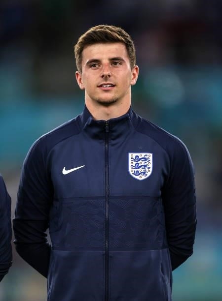 Mason Mount of England lines up for the national anthem prior to the UEFA Euro 2020 Championship Quarter-final match between Ukraine and England at...